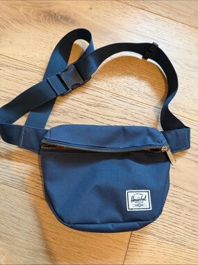 Herschel Supply Company Navy Waist Pack with Brass Zipper